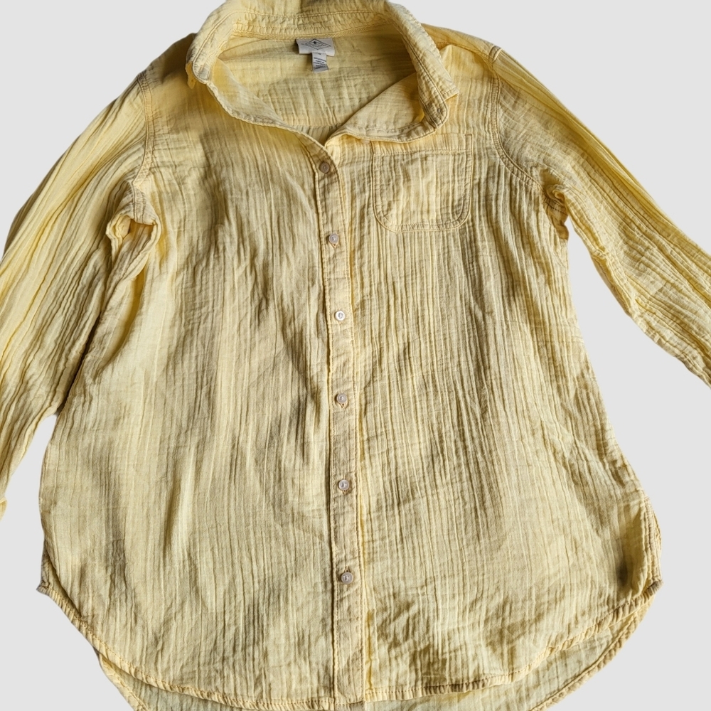 St. Johns Bay 100%Cotton Button Up Size Medium Butter Yellow